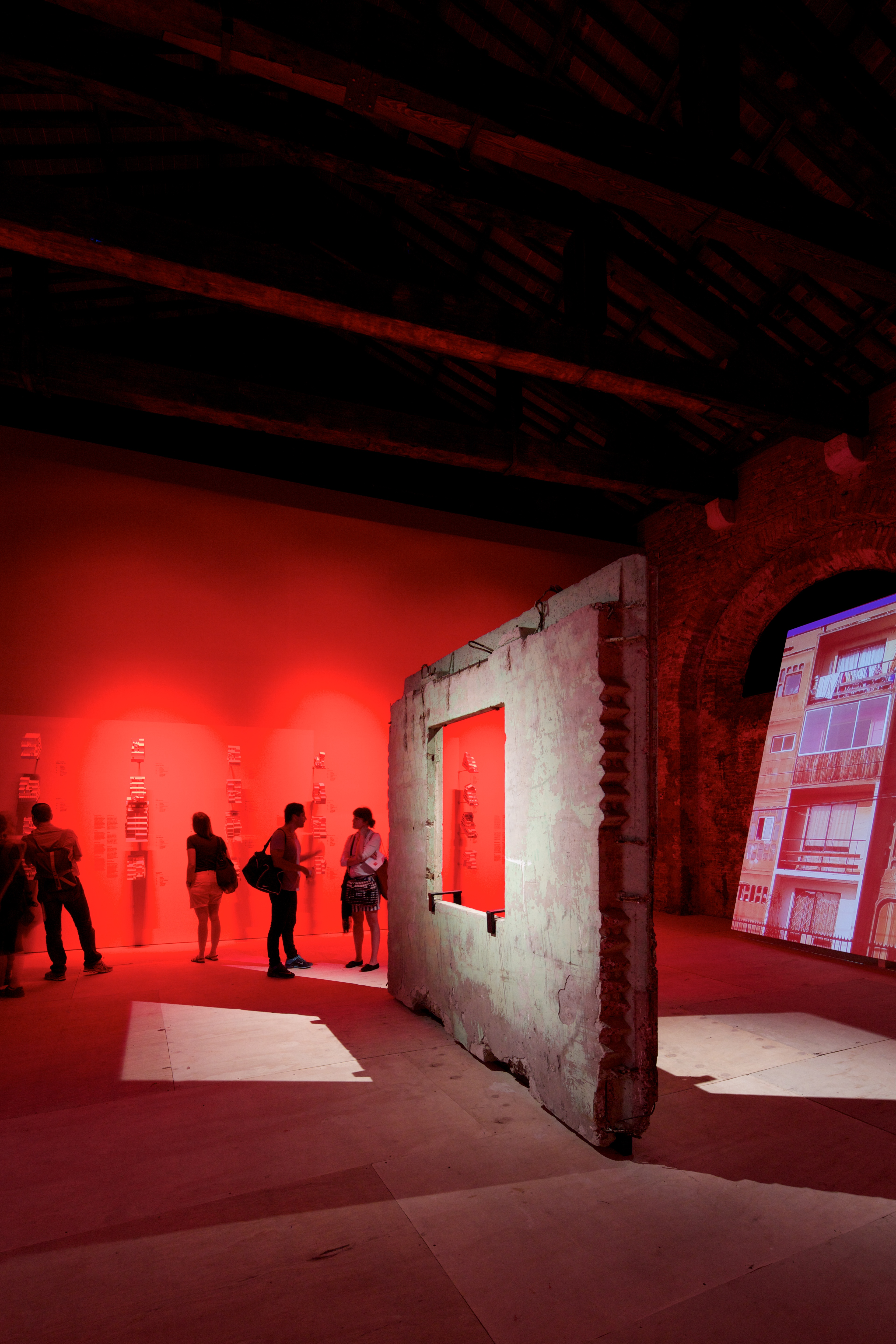 2._Monolith_Controversies_Pabellón_de_Chile_en_la_Bienal_de_Arquitectura_de_Venecia_2014.jpg