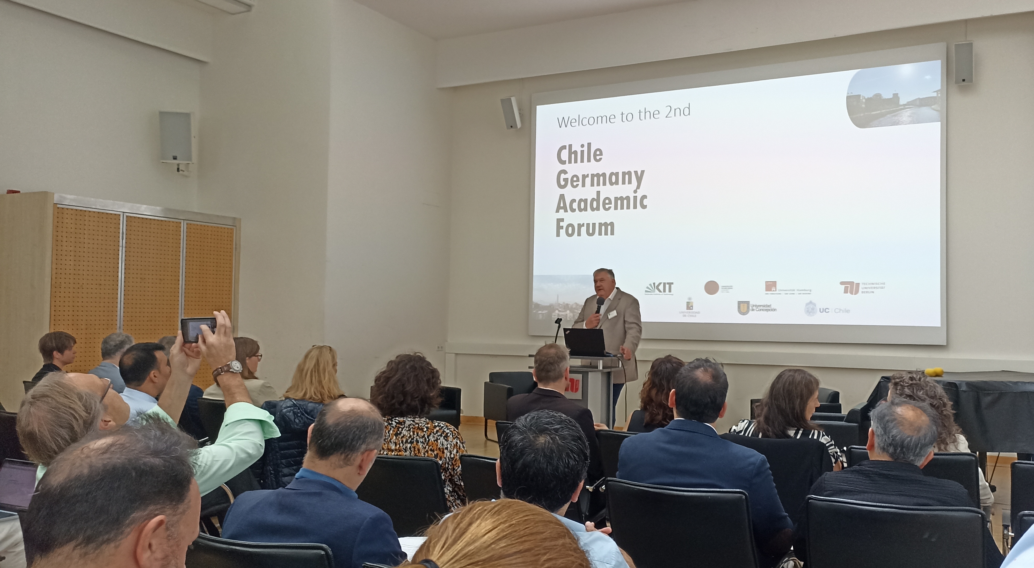 2ForoChile-Alemania_2.jpg